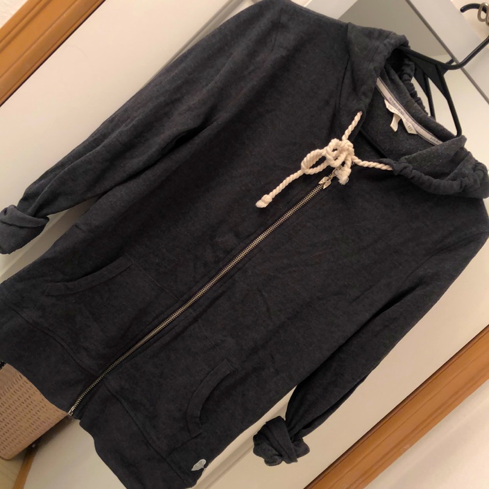 VS Zip-up